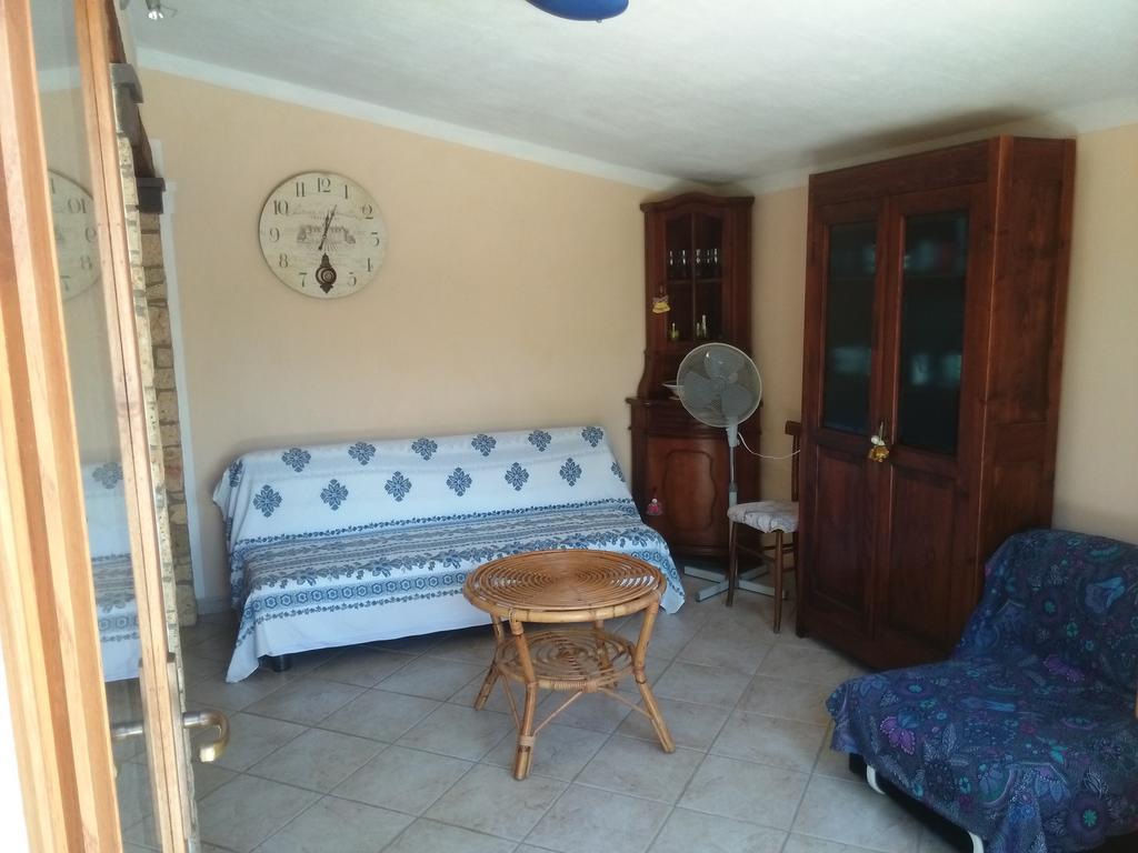 La Piazzetta Apartment Santa Caterina Di Pittinuri  Exterior photo